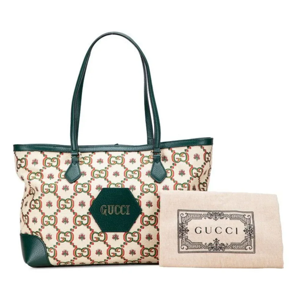 Gucci delivery duty